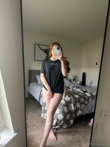 Bootybabexxxx ホットなモデル 写真