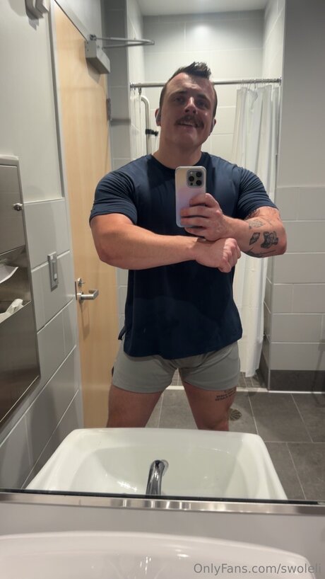 Swoleli top profile image
