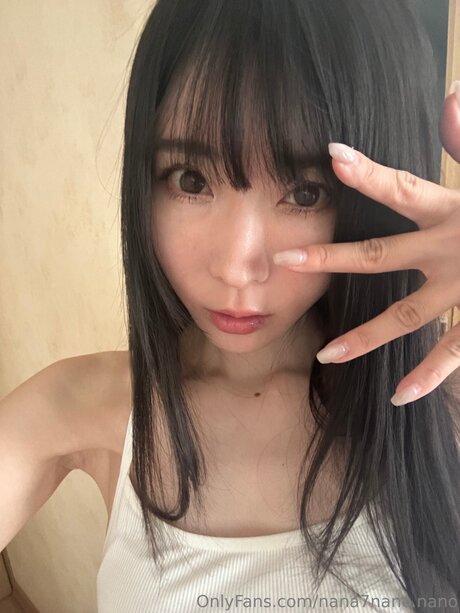 Nana7nano Nano ホットモデル 写真