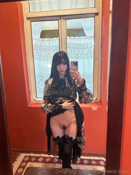 Nana7nano Nano 完璧なスター アーカイブ