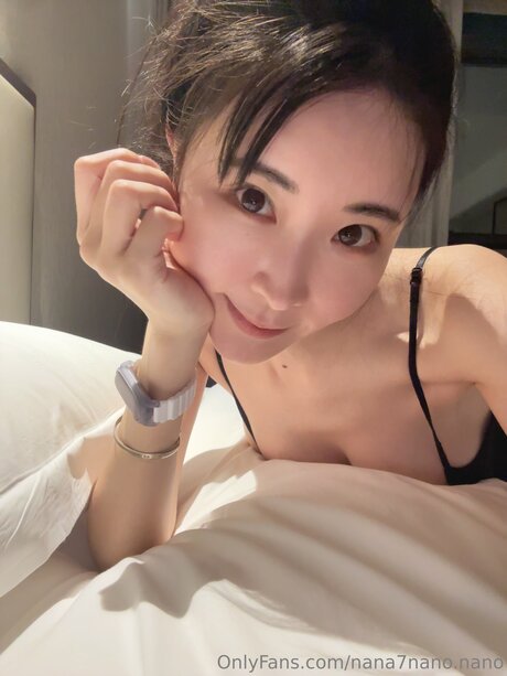 Nana7nano Nano 美しい女優 ギャラリー