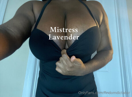 Findomdictator 素敵な女優 画像