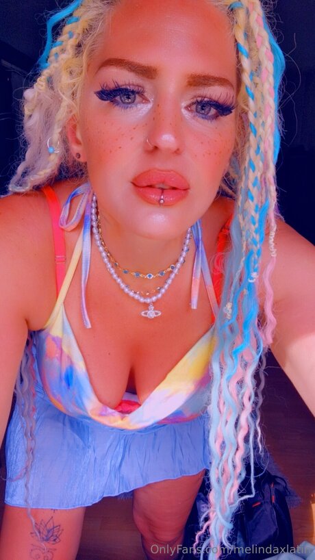 フェラチオ自撮りオンリーファンズ セクシーヌード 写真