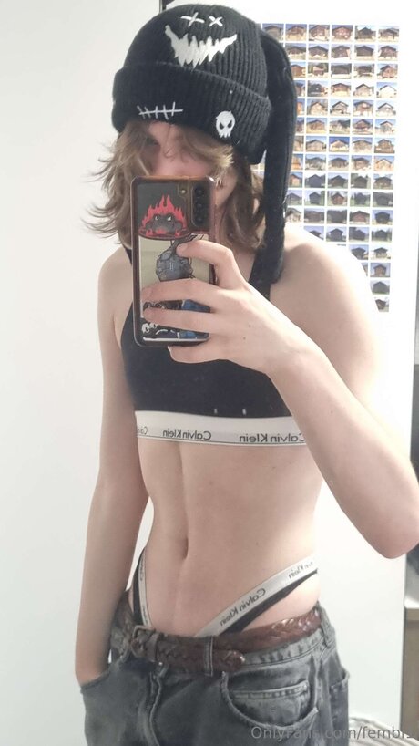 Fembii1 ヌードモデル ギャラリー