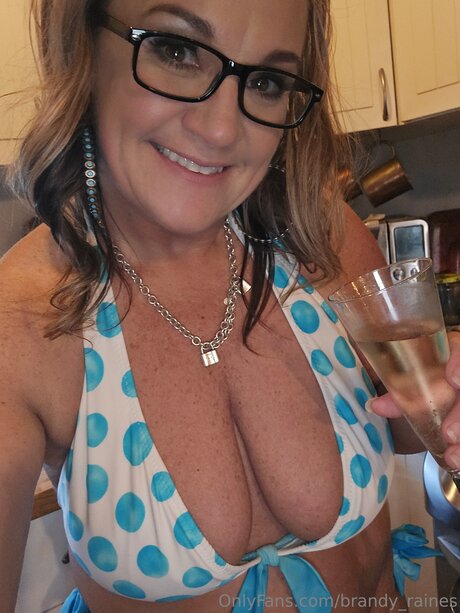 Brandy Raines 高品質のポルノスター 写真