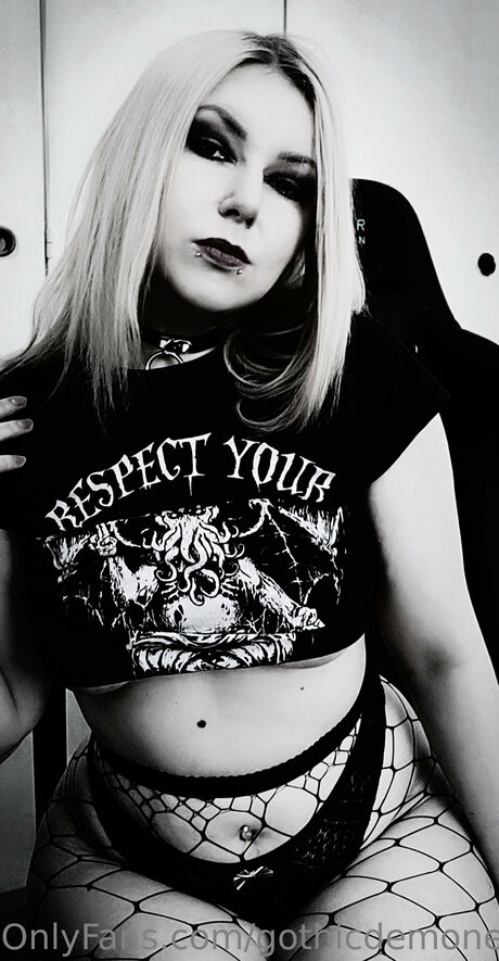 Gothicdemoness ポルノスター セックス 写真