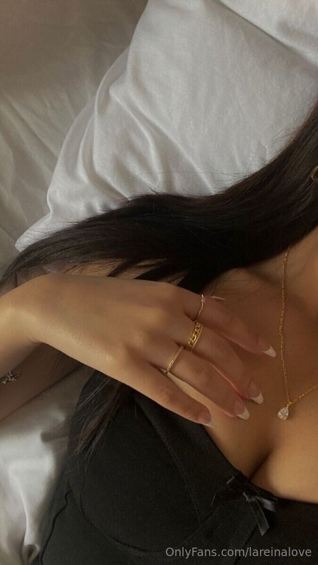 Lareinalove 高品質モデル 写真