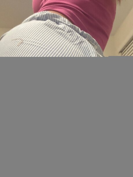 熟女オナニーオンリーファンズ ホット 写真