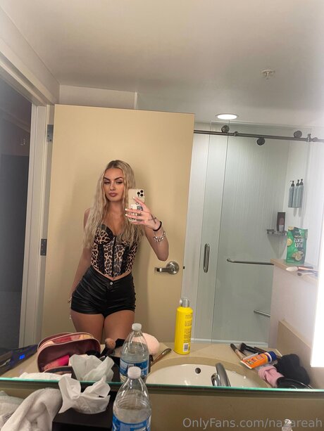 Nazareah ヌードモデル ギャラリー