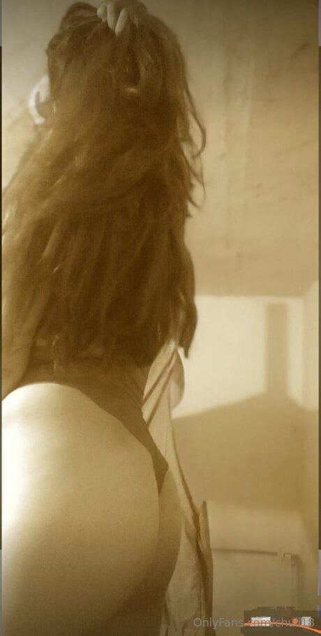 Chuli18 ポルノ女優 画像