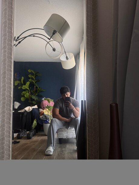 Alejadro611 セックススター 写真