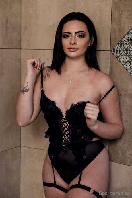 Lana Spaparadise xxxモデル 写真