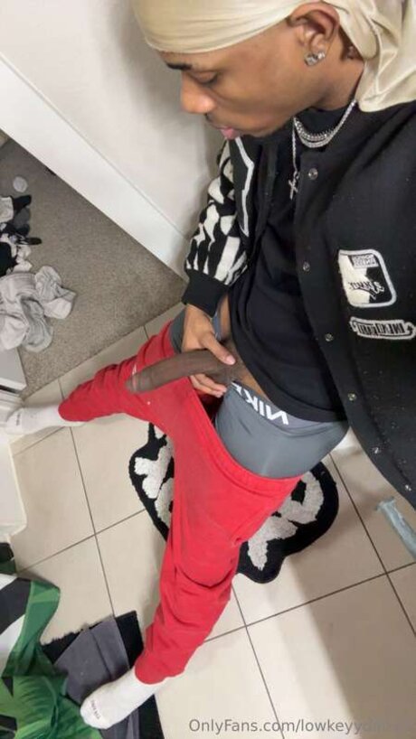 Lowkeyydarryll 裸のスター 写真
