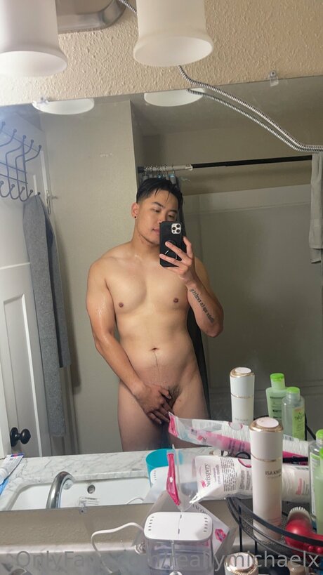 Rlymn96 top profile image