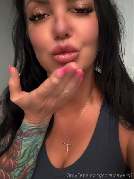 Coralcavero1 セックスモデル 写真