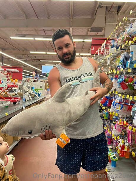 Estebanruiz2022 アート女優 写真