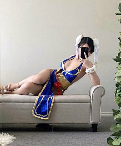 mwahgo アート女優 写真