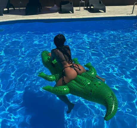パンツ オンリーファンズ パーフェクト 画像