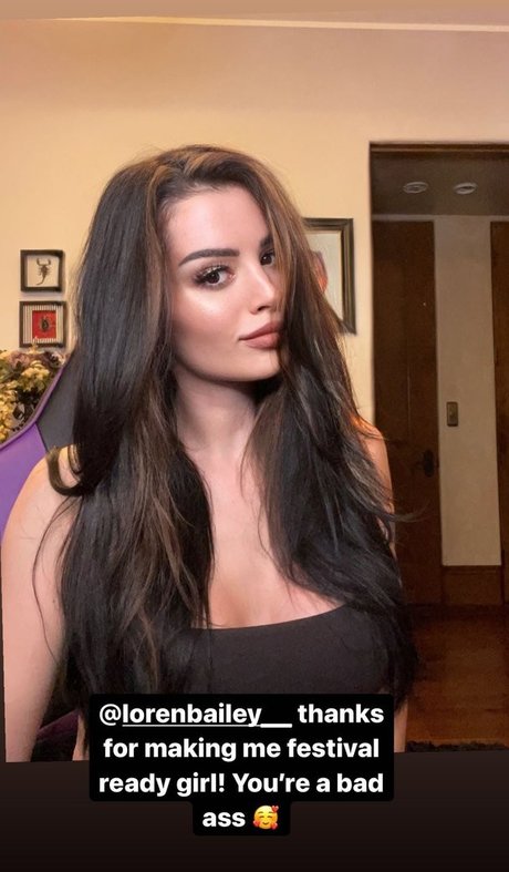 PaigeWWE かわいいモデル ギャラリー