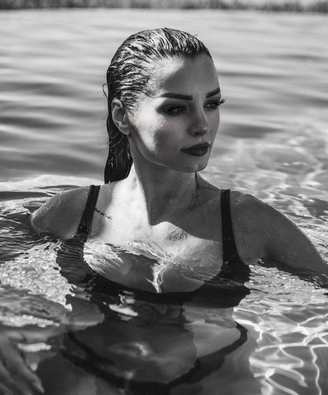 PaigeWWE セクシーモデル 写真