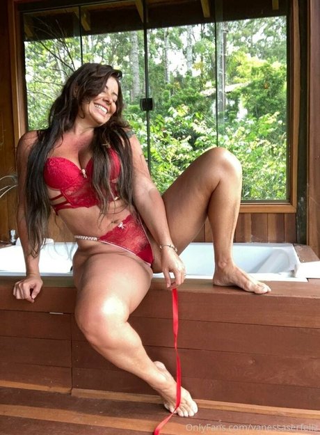 vanessafreitas top profile image