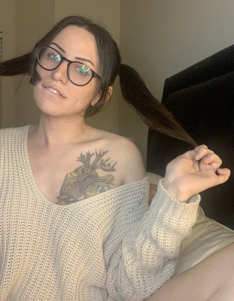 Arden Hart ポルノ女優 画像