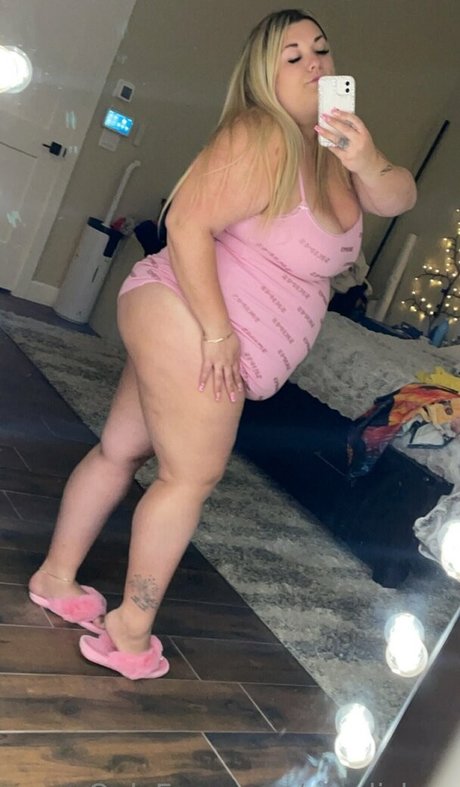 candishea top profile image