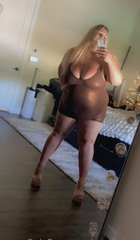 candishea 美しいスター 写真