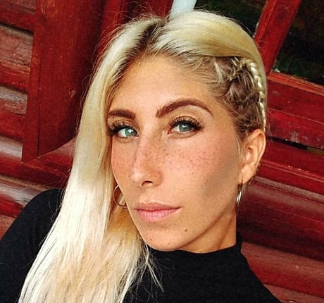 平均オンリーファン 美しいポルノ 写真