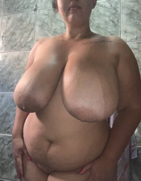 Raphaela Silveira セックススター ギャラリー