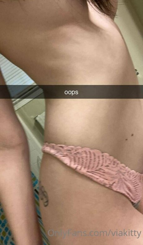 viakitty ポルノスター エロティック アーカイブ