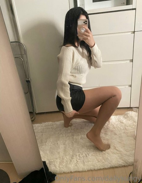 dailysungy 裸の女優 アーカイブ