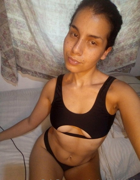 estrelladaniela ヌードのポルノスター 写真