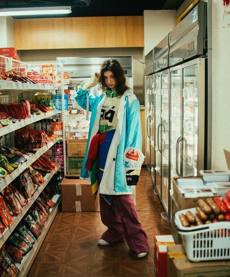 DMオンリーファン アートヌード 画像