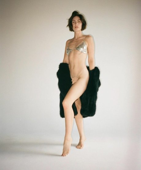 アジア人のお尻オンリーファンズ アートポルノ 画像