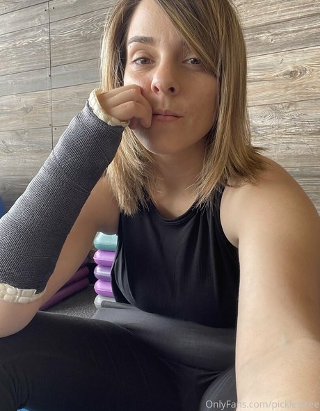 picklesfree ポルノモデル 画像