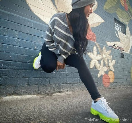 leahshines HDスター 画像