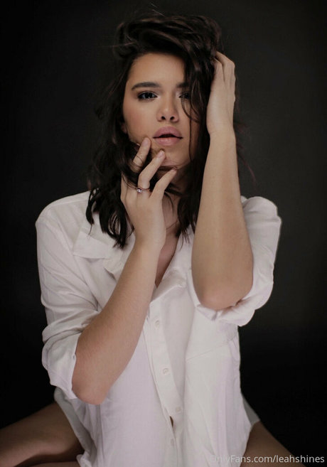 leahshines 裸のスター 画像