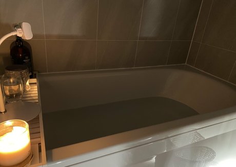 karlajames 高品質女優 画像