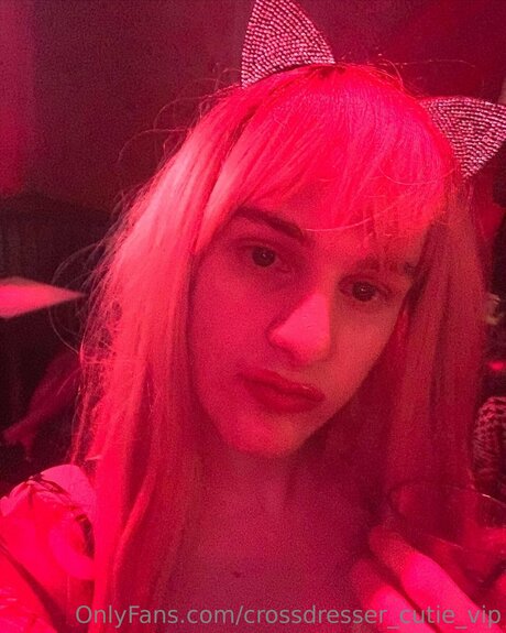 Crossdresser Cutie Vip ポルノモデル 写真