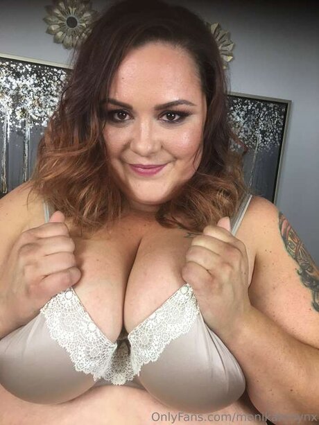 異人種間乱交オンリーファンズ ポルノ 画像