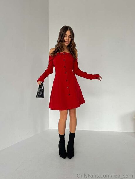 Liza Sami ホットなスター ギャラリー