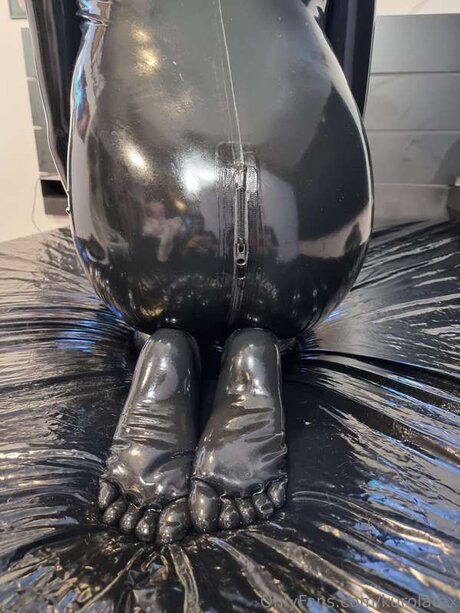 Kurolatex 限定モデル 画像