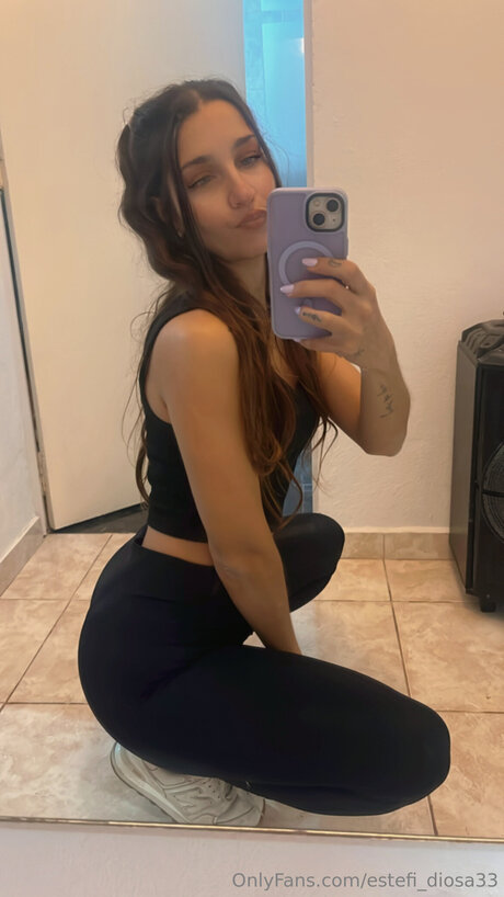 Estefi Diosa33 セクシーなポルノスター 写真