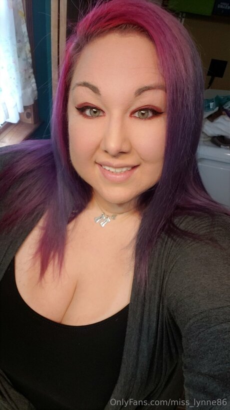 Miss Lynne86 かわいいスター 写真