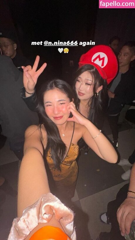 n nina666 セクシーなスター 写真