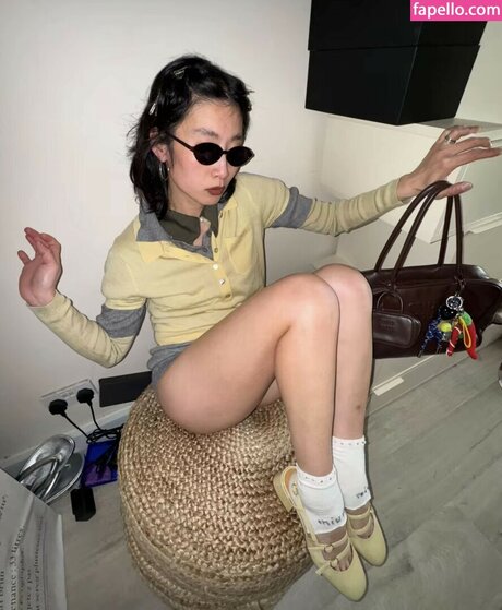 liullland アダルト女優 写真