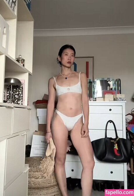 liullland 女優 ギャラリー