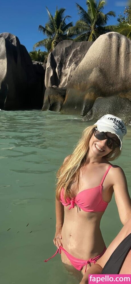 Andrea Kaiser かわいいスター ギャラリー