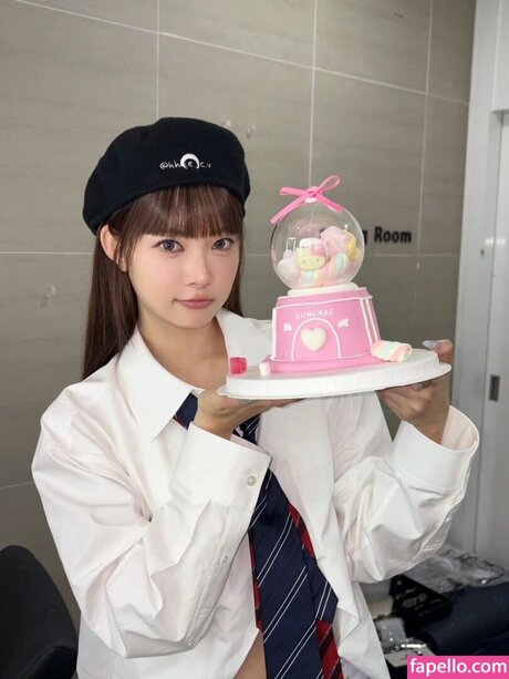 Hong Eunchae スターセックス ギャラリー